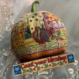 Jim Shore “count your blessings” Pumpkin. Farmhouse Style w Scarecrow & Turkey